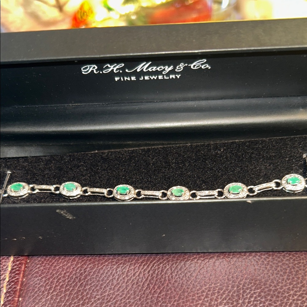 Macy Precious Gemstones Emerald Bracelet 7 1/2 in SS EM 2 DIA 1/4 OVL Send Offer - Picture 5 of 6